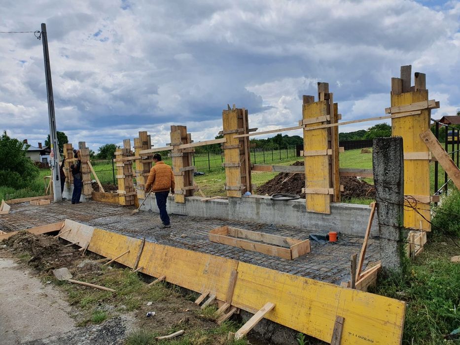 Garduri / Trotuare / Alei / Case / Fier fasonat / Carcase /Constructii