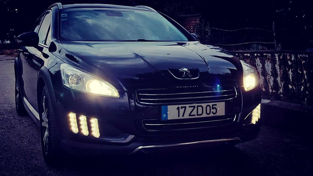 Peugeot 508 rxh Бартер за Седан