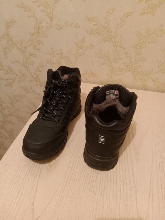 Ботинки 37 размер