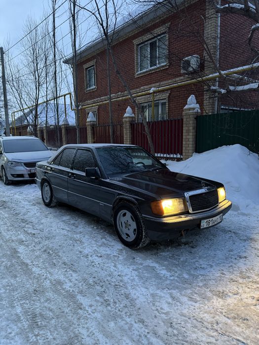 Продам мерседес 190