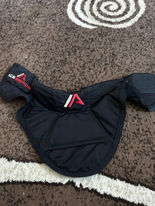 Продам комплект хоккейной формы