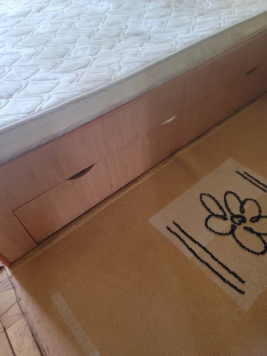 Pat dormitor king size