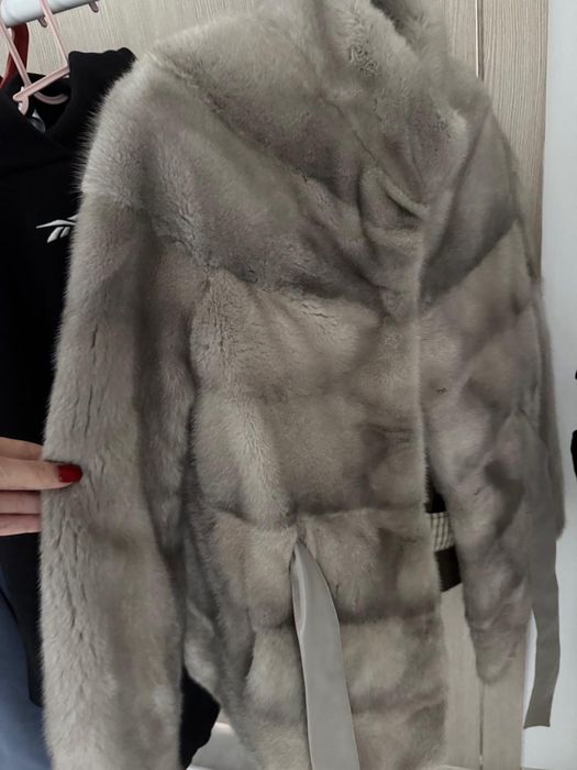 Продам шубу в очень хорошим состояние