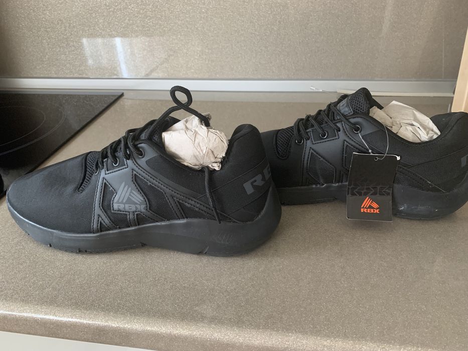 Чисто нови мъжки маратонки RBX