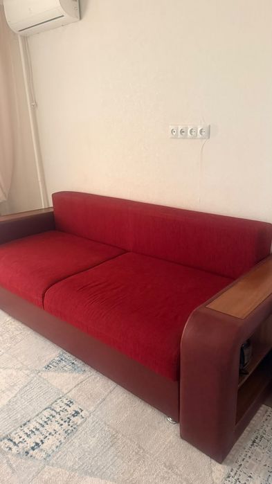 Диван продам б/у
