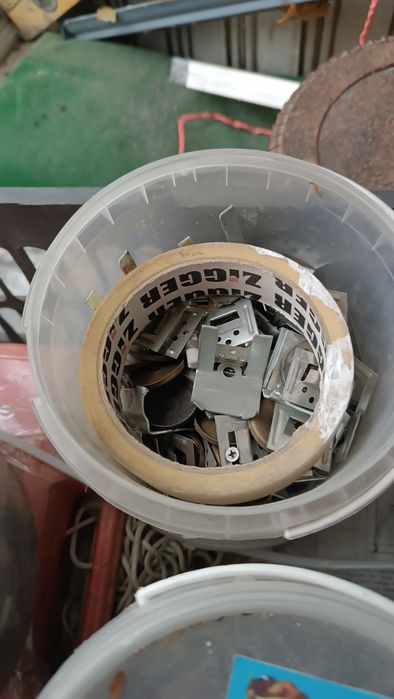 Крепеж, метизы, шурупы, саморезы