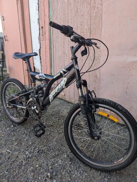 Черный велосипед