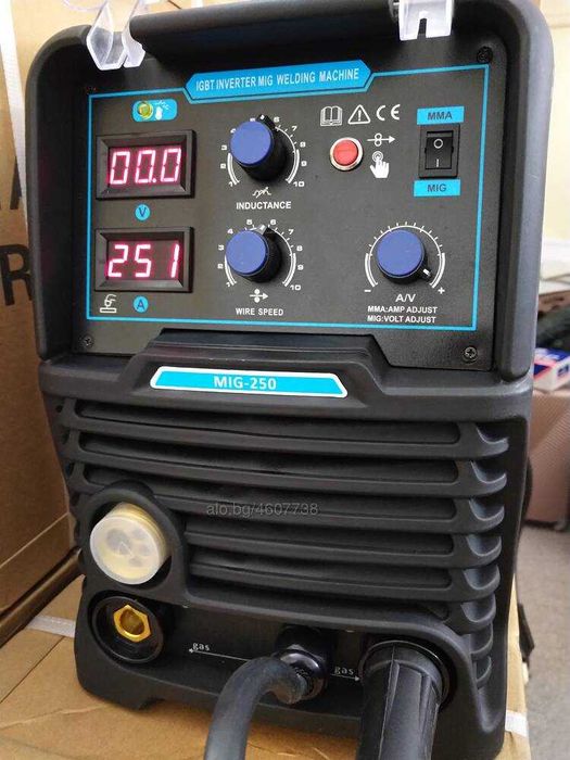 MAX PROFESSIONAL Телоподаващо 250А - ЗАВАРЪЧЕН / Телоподаващ апарат