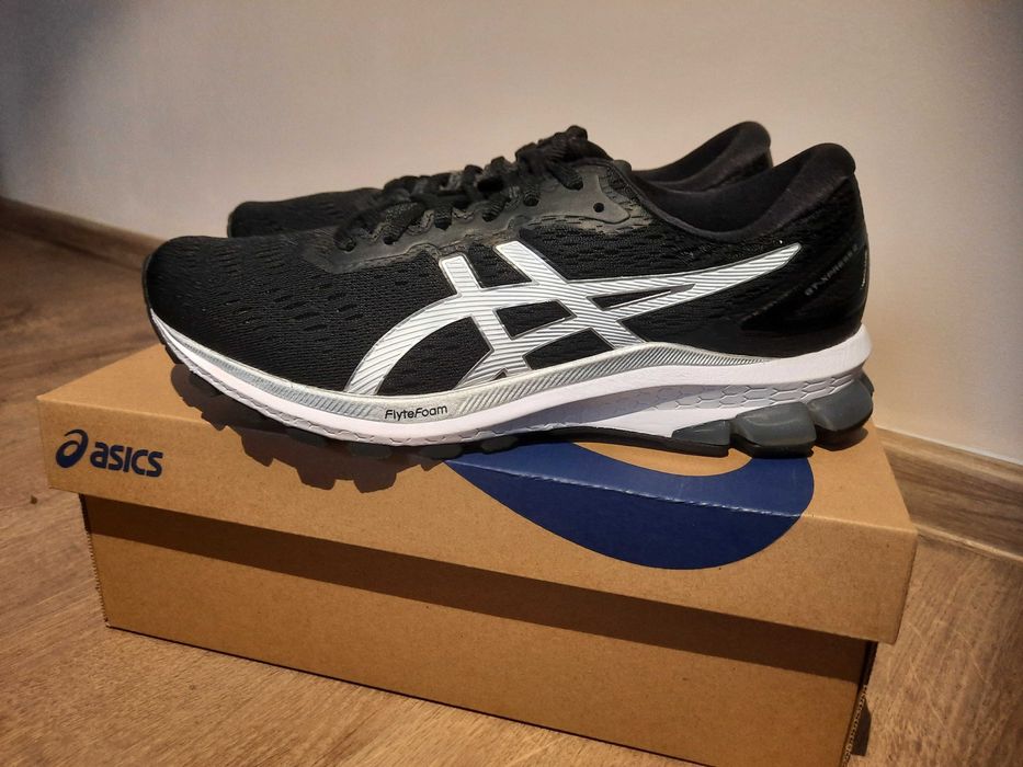 Мъжки Маратонки Asics GT-Xpress 2 Sn10 Black/White