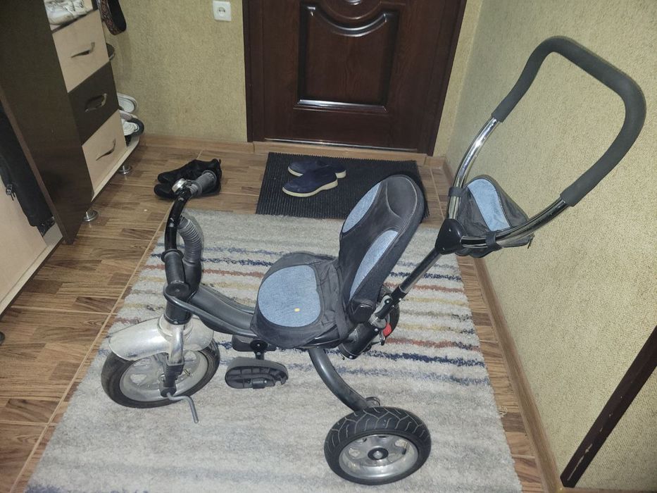 Детский велосипед в хорошем состоянии