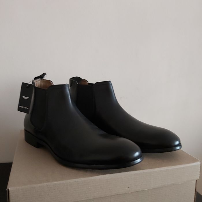 Ghete Chelsea, cizme scurte din piele naturală.