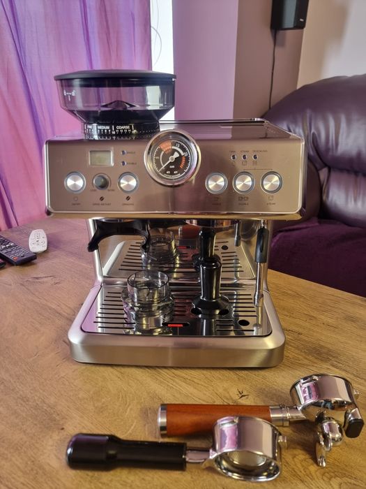 Espressor automat Finlux (nou)