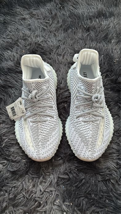 Yeezy pt copii.