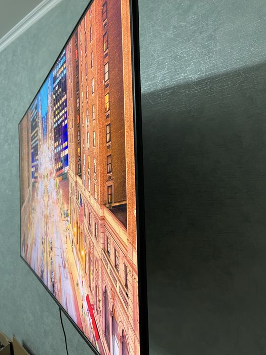 Продам SAMSUNG QLED 55  диагонал 140 см