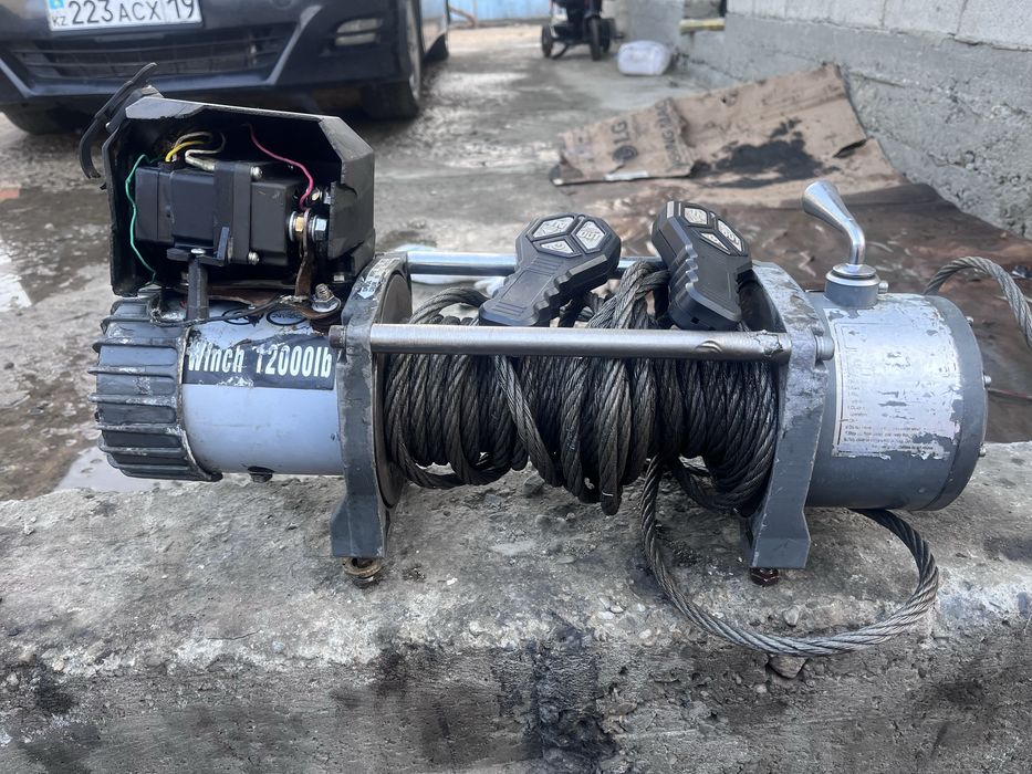 Лебёдку на 24 В 12000lb