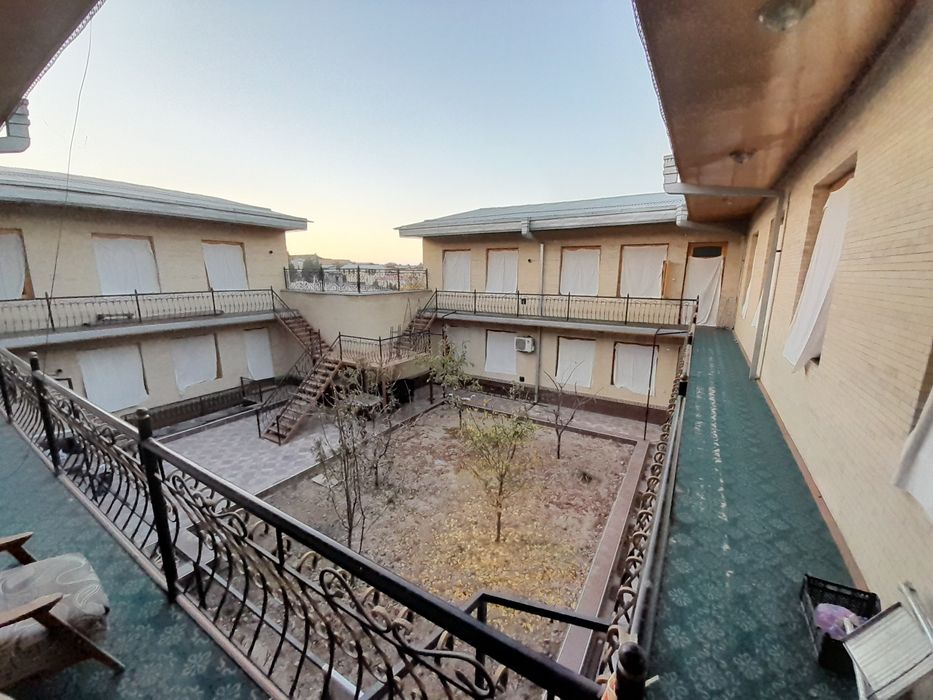 Уй сотилади джоми 1берк 10 уй