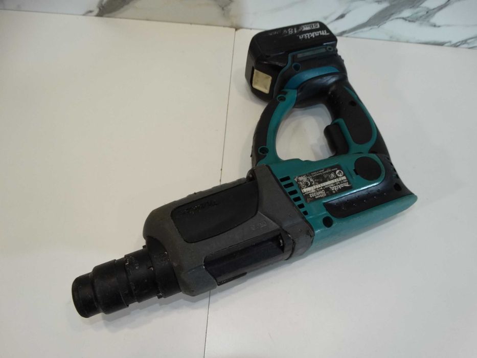 Makita DHR 202 - Акумулаторен перфоратор