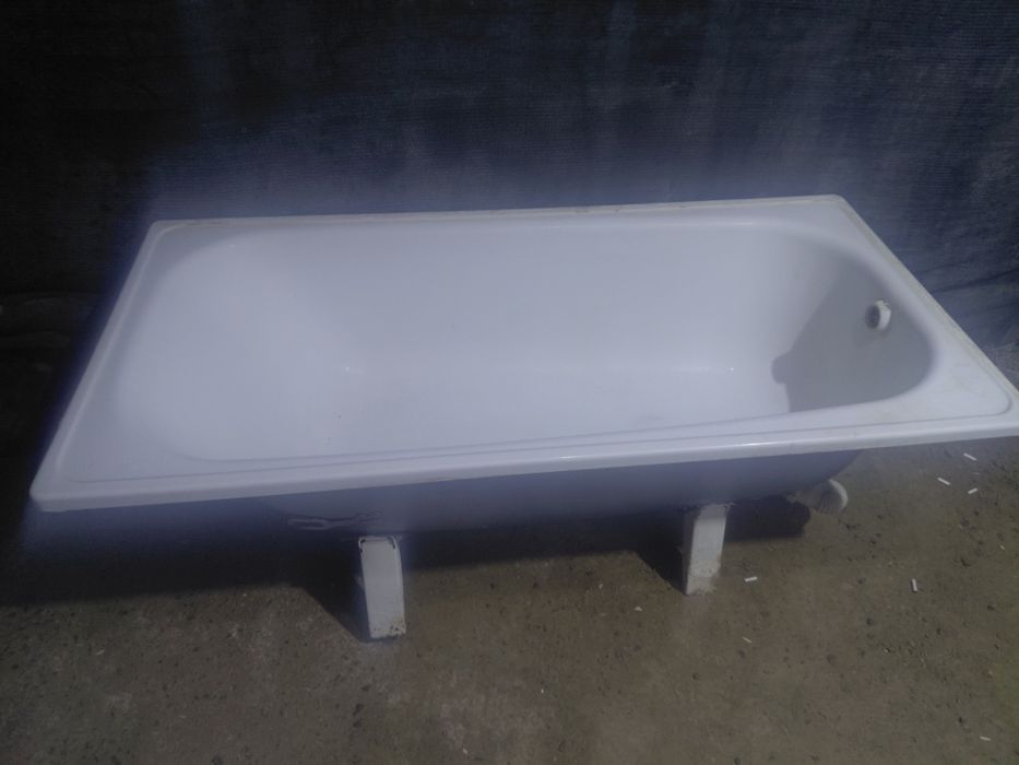 Ванная металическая б/у