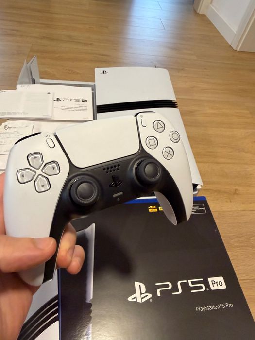PlayStation 5 pro 2TB, 1 gamepad. Used from 2026