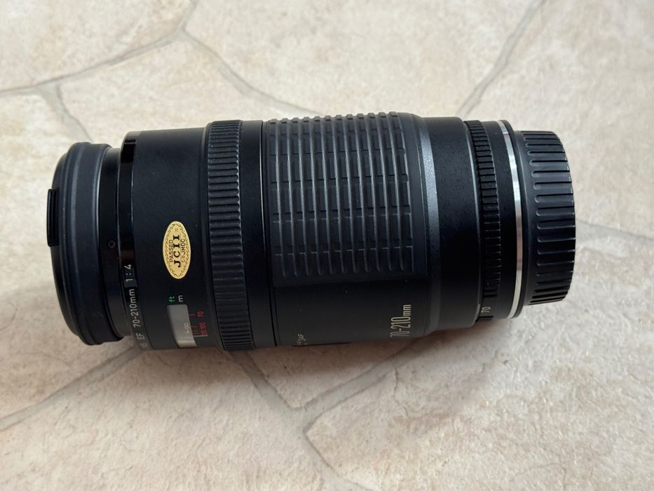 Obiectiv tele-zoom Canon EF 70-210mm f/4 constant-montura metal