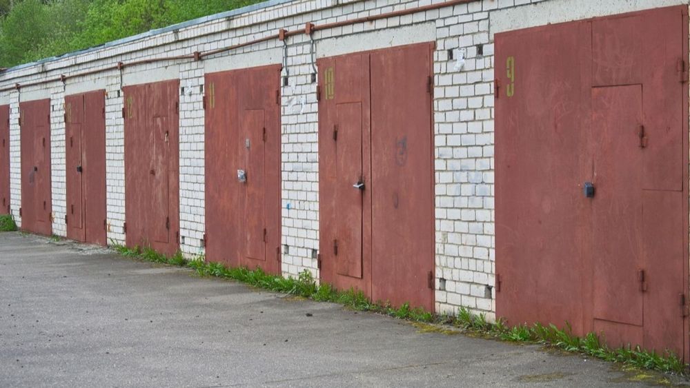 Сдам гараж район ЦОТа