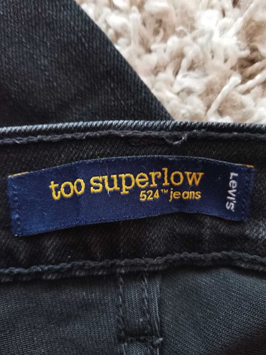 Дамски дънки Levis в отлично състояние