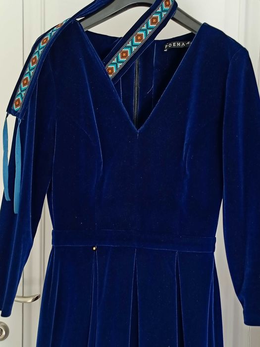 Rochie de damă de zi din catifea