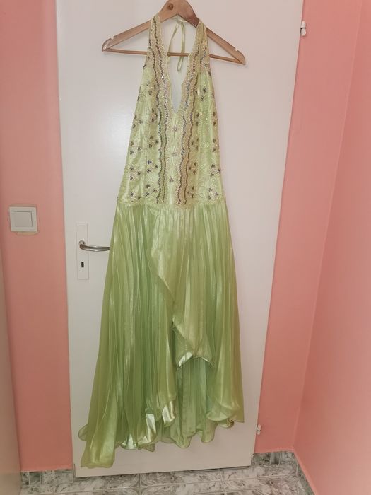 Дамски рокли - официални и други