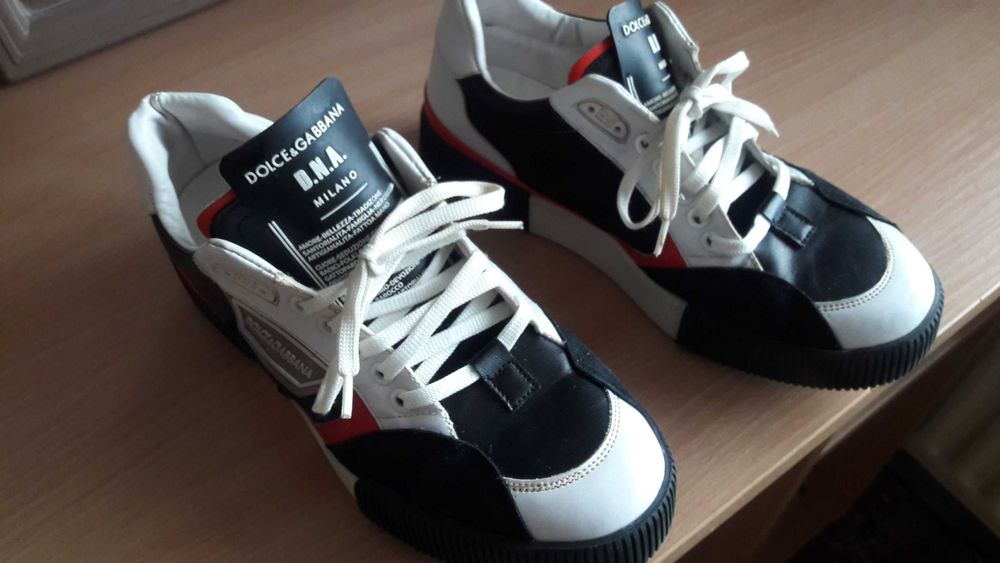 маратонки 40 - 41  Долче и Габана  нови