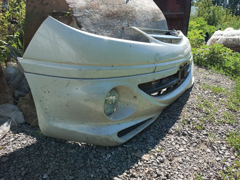 Тойота Эстима Превия бампер до 2005 г