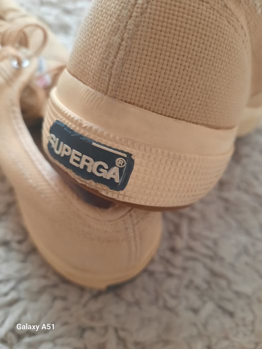 Мъжки   гуменки ..