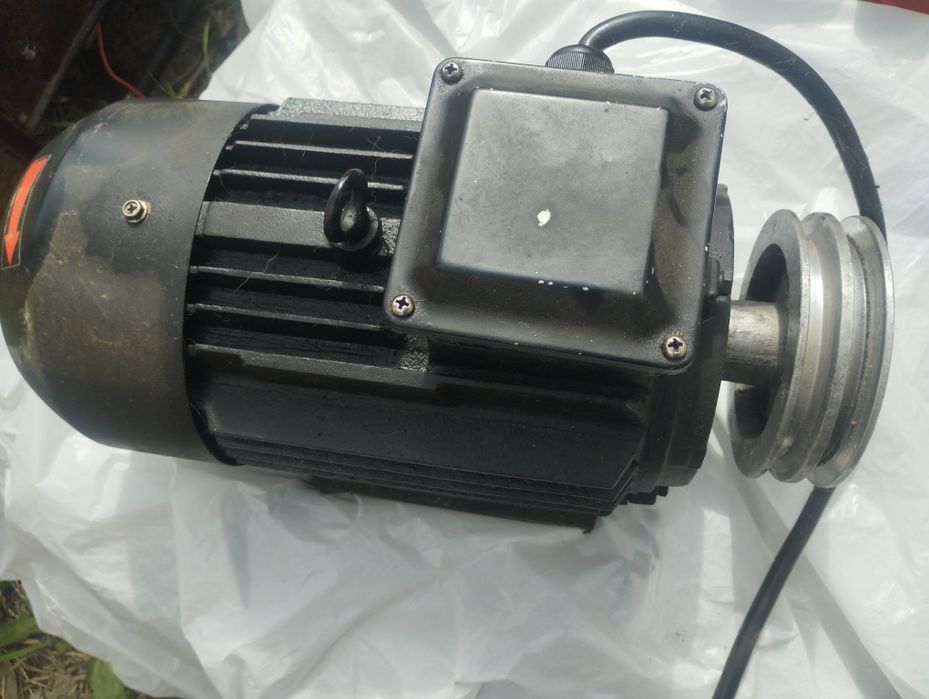Электродвигатель