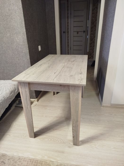 Новый Обеденный стол