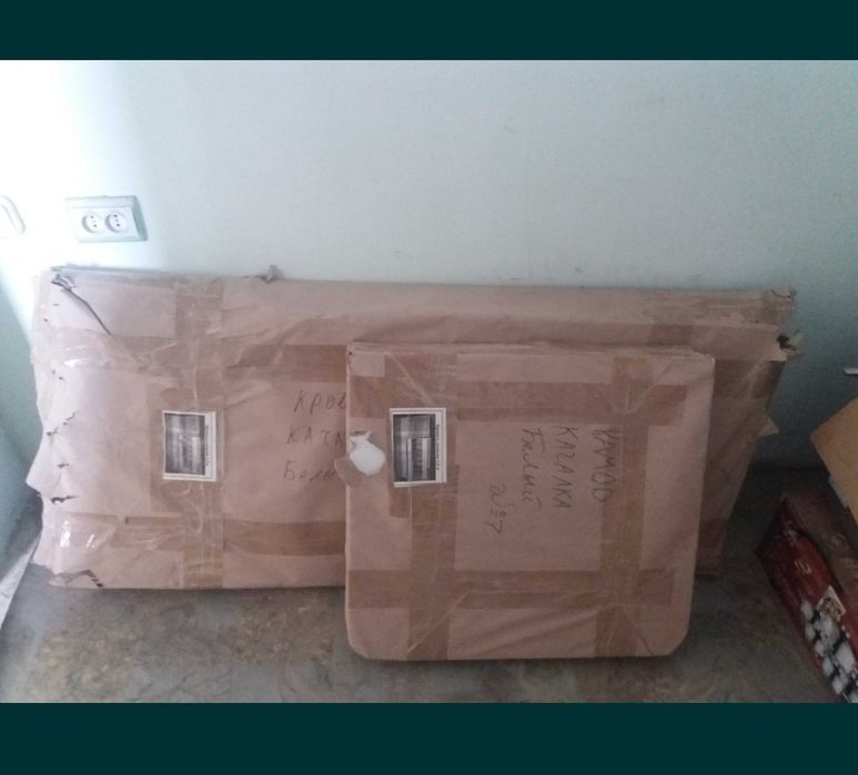 Продается манеж в коробке новый