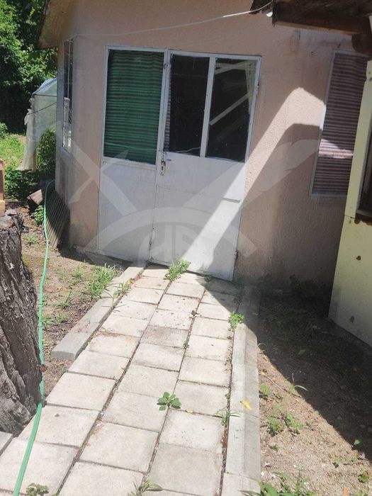 Вила във село Младежко 45892