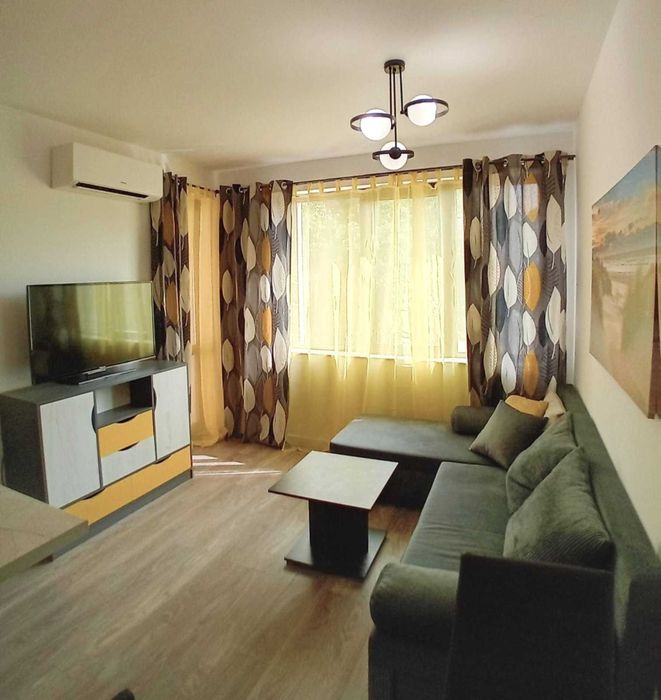 Дава се под наем Тристаен апартамент в Пловдив, Кючук Париж - 70 кв.м за 446.25 € - Снимка #1