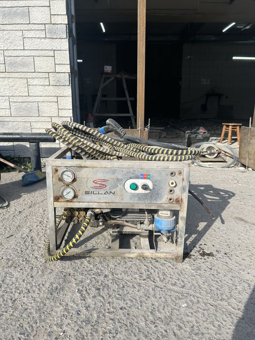 продается трансбой и пылесос для мойки срочная продажа!!!