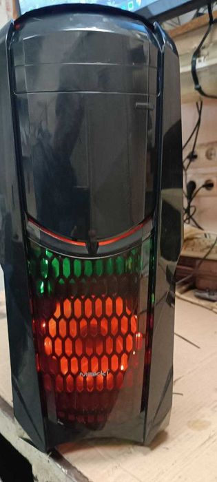 Геймърски компютър windows 11 pro