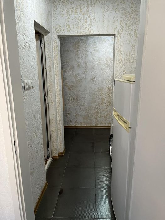 Дава се под наем Двустаен апартамент в Асеновград - 78 кв.м за 318.75 € - Снимка #4