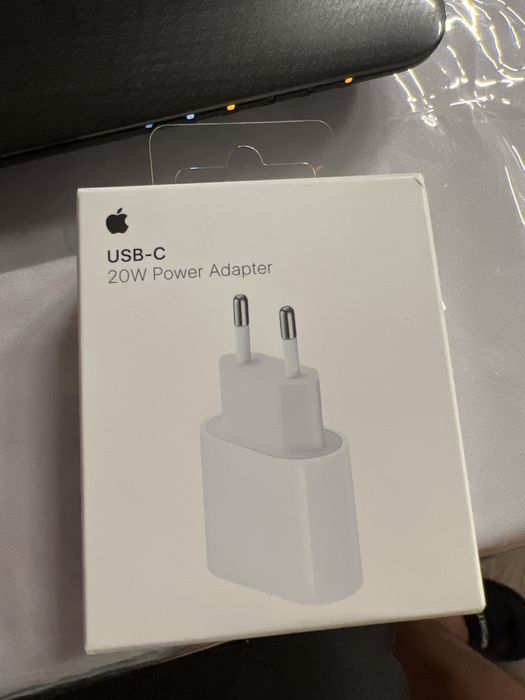 Адаптер для зарядки 20 w оригинал