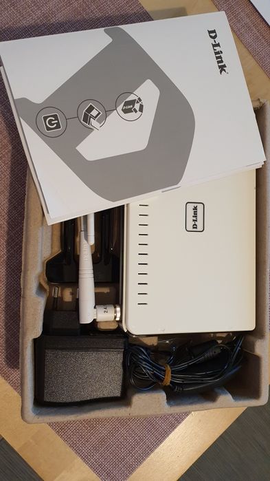 Router Wireless D-Link DIR-825 Extreme N - perfect functional