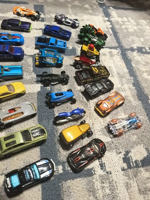 продам Hot wheels