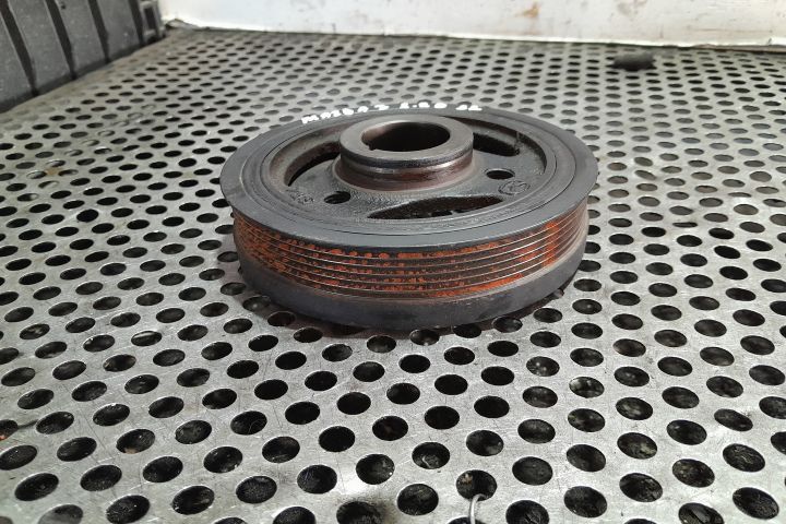 Fulie vibrochen J1093015 J1093015 Mazda 3 BM