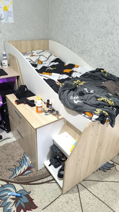 Кровать детская продам