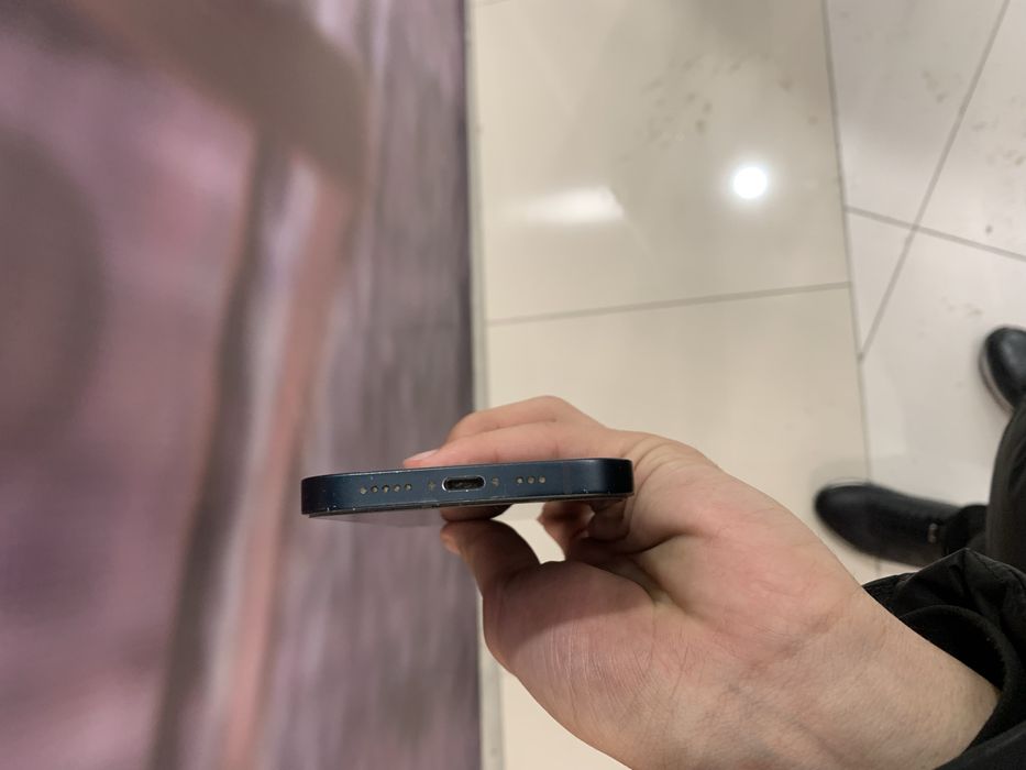 Айфон 13 128гб.