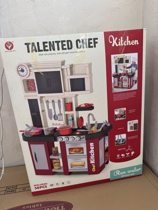 Детская кухня в отличном состоянии