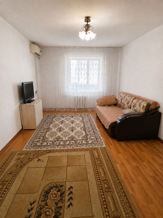 Продаётся 1 комн в 4 мкрне