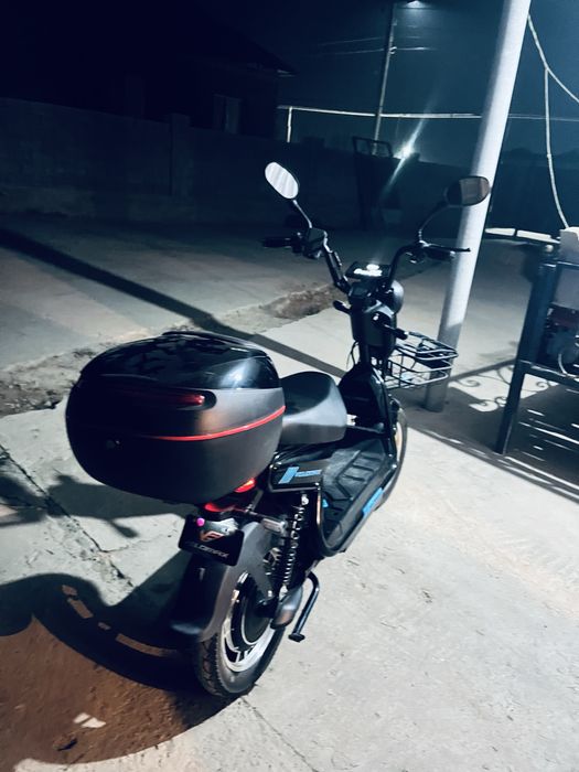 Электроскутер сатылады