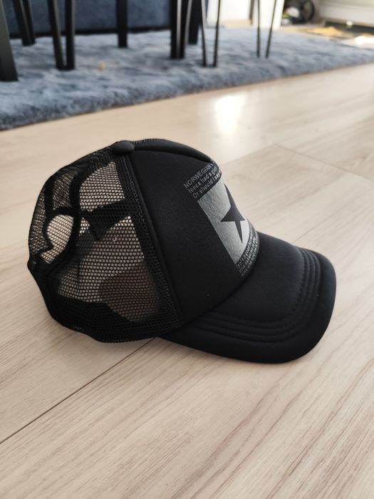 NOUA Șapcă model deosebit simplu negru idee cadou