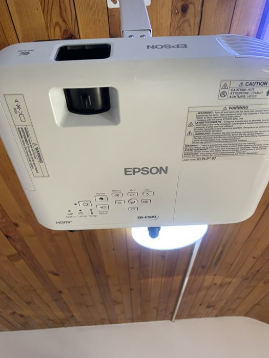 Проектор EPSON в отличном состоянии